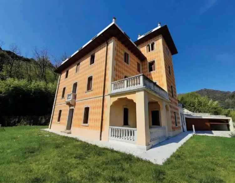 Villa in Via San Gottardo, Vittorio Veneto, 40 locali, 5 bagni