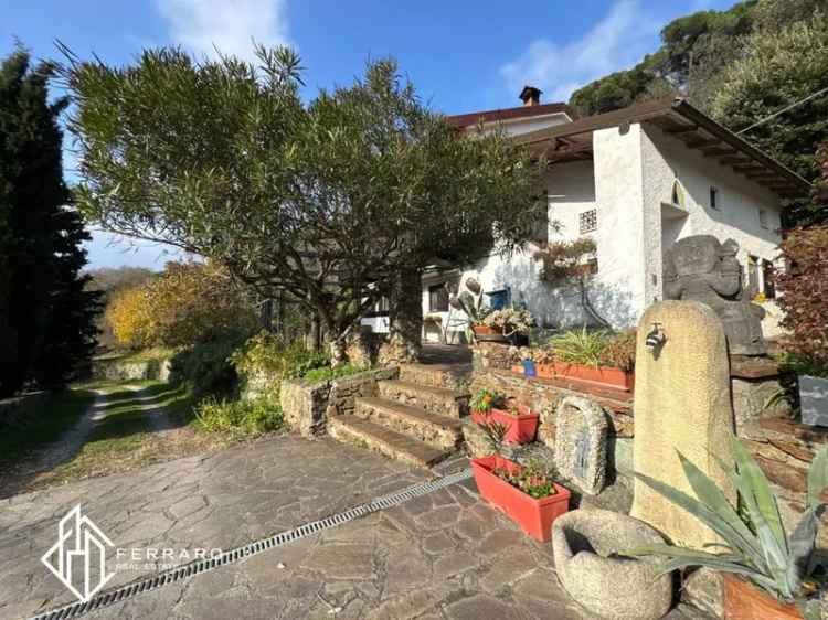 Villa bifamiliare via San Bartolomeo del Bosco 108, Lavagnola, Santuario, Montemoro, Savona