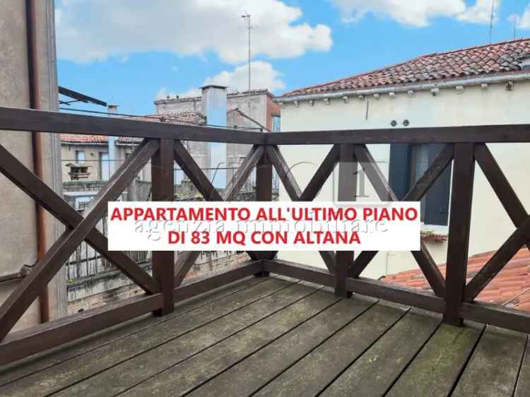 Appartamento in Campo San Giacomo da l'Orio, Venezia, 6 locali, 83 m²