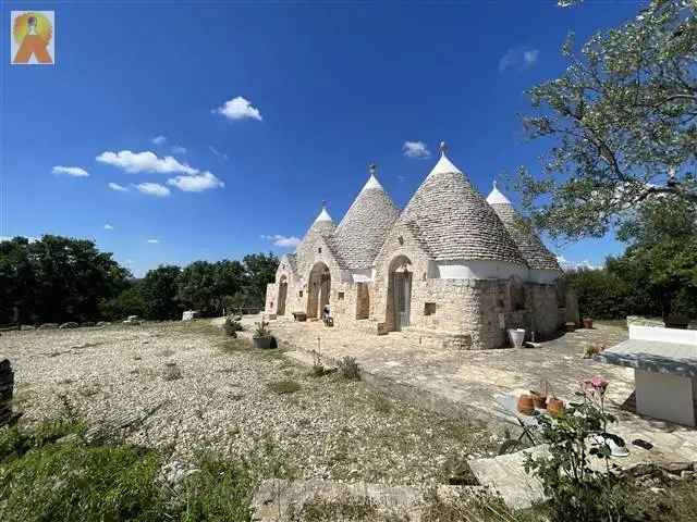 Trullo Sp16, Campanile, Fumarola, Cavalleriza, Ostuni