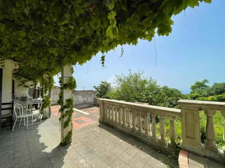 Villa bifamiliare via Dei Campi 47, Massa Lubrense