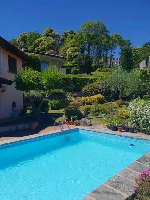 Villa singola in Ghevio, Meina, 6 locali, 2 bagni, giardino privato