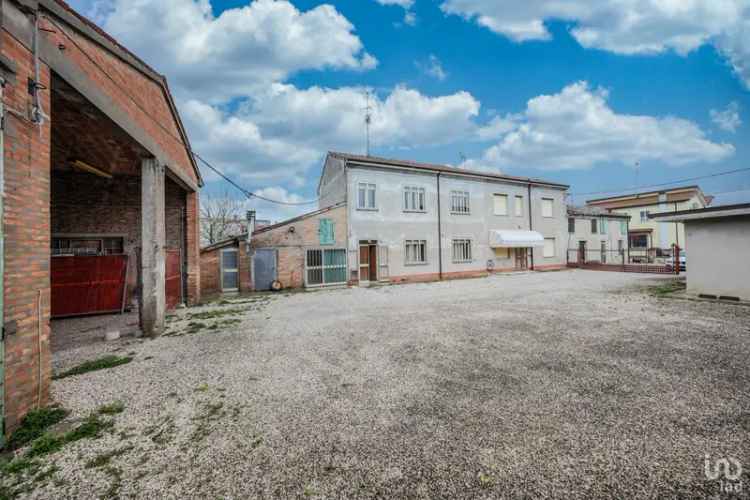 Vendita casa indipendente 7 locali di 190 m² in Ostellato (44020) - 116702 - iad