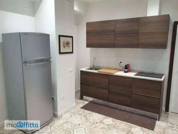 Appartamento In Affitto in Cagliari, Sardegna