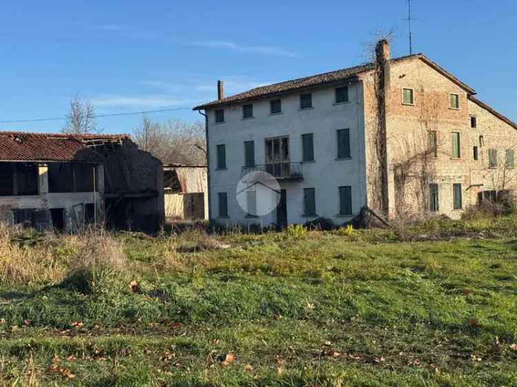 Villa singola in vendita