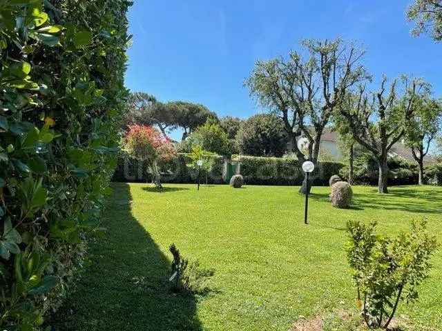 Villa in in affitto da privato a Fiumicino via Pegli, 15