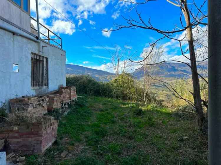 Terratetto unifamiliare via Umberto I 31, Centro, Pietranico