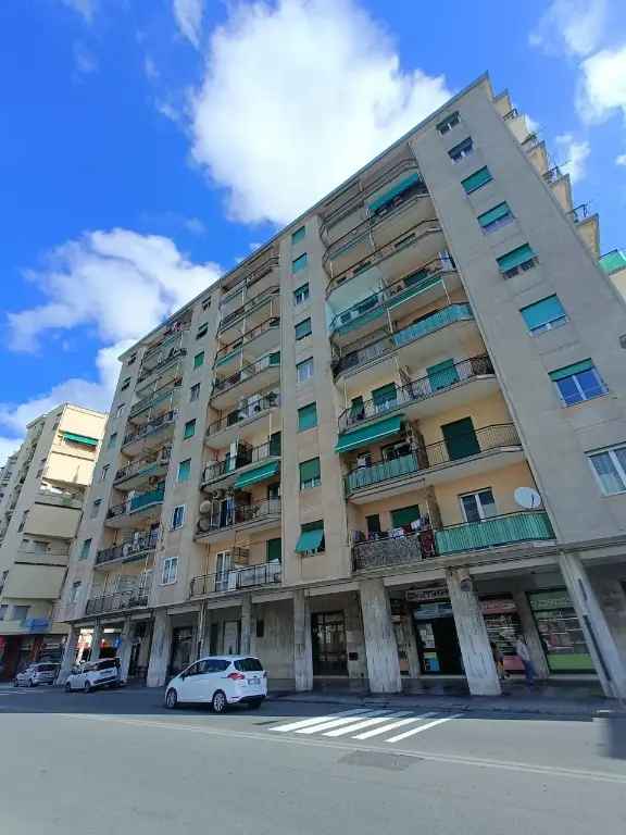 Appartamento in Via Giacomo Puccini 17A, Genova, 5 locali, 72 m²