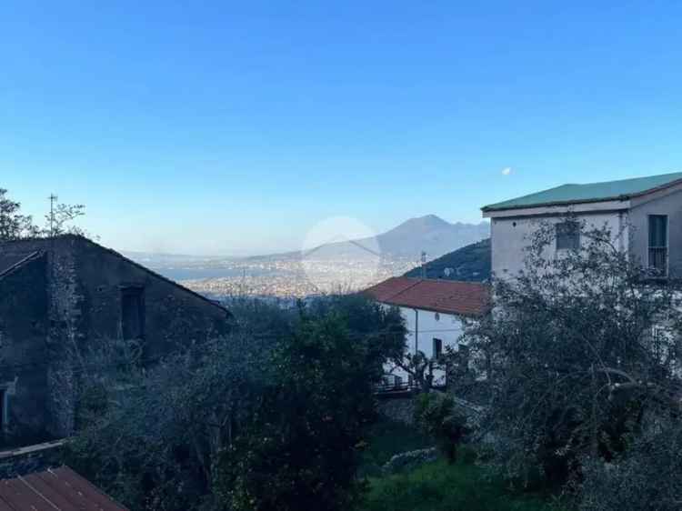 Appartamento in vendita a Gragnano via Casa Scola, 1