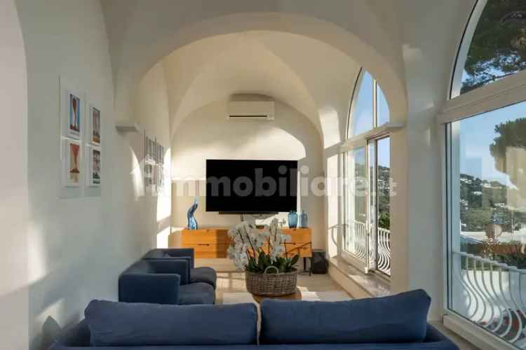 Villa unifamiliare 400 m², Anacapri