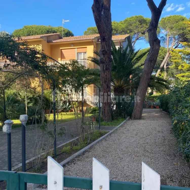 Villa bifamiliare via della Spigola, La Principina, Grosseto