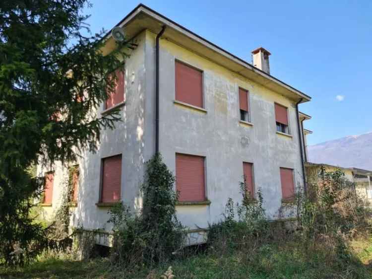 Villa bifamiliare via Dalmazia,   snc, Centro, Vittorio Veneto