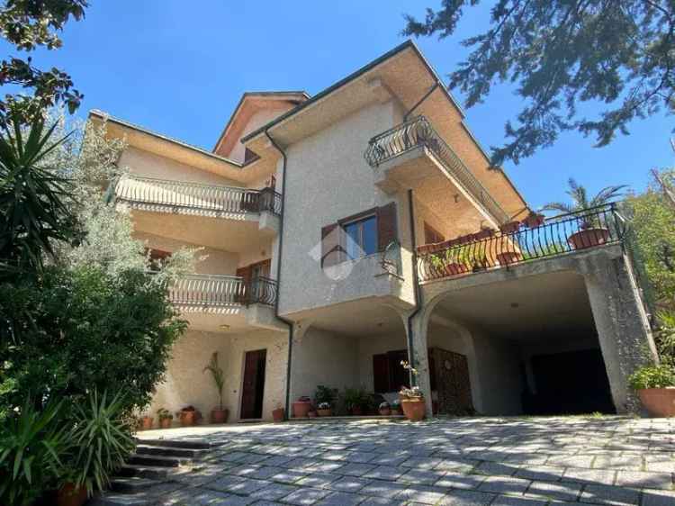 Villa unifamiliare via Rende, Quattromiglia, Rende