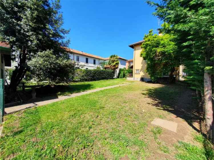 Villa in Via Mameli, Appiano Gentile, 5 locali, 4 bagni, garage