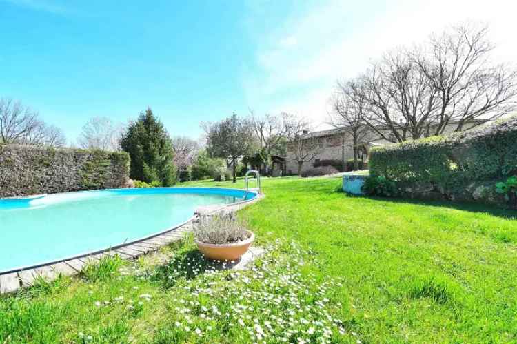 Villa in Località Caduta, Poggibonsi, 6 locali, 3 bagni, 155 m²