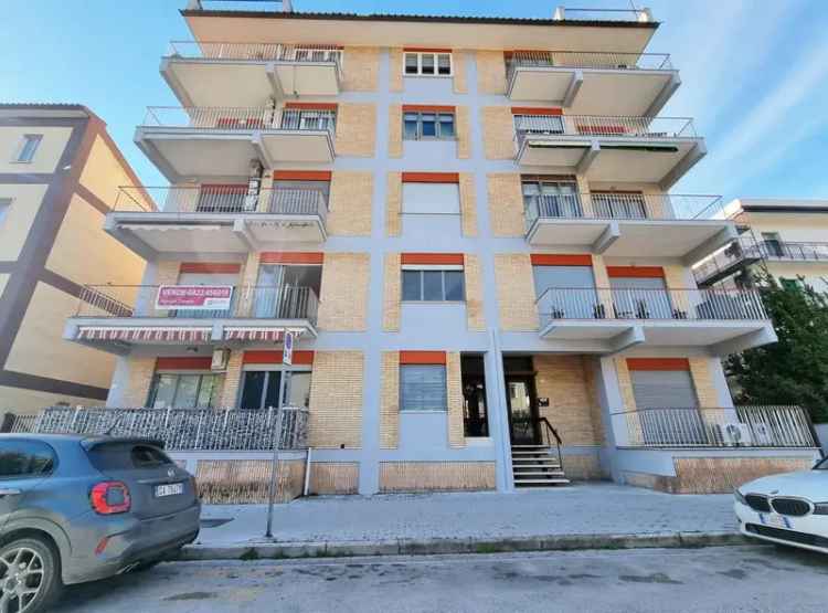 Appartamento in Via Correra, 17, Caserta (CE)