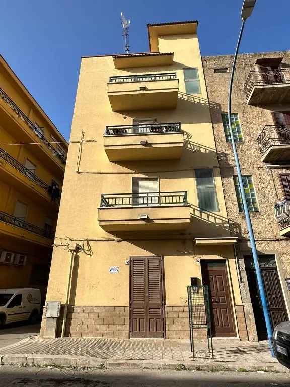 Appartamento in VIA FAZELLO 76, Ribera, 7 locali, 1 bagno, 125 m²