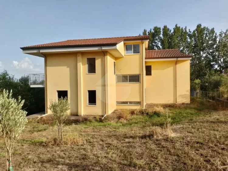 Villa in VIA TORE, Minturno, 11 locali, 4 bagni, giardino privato