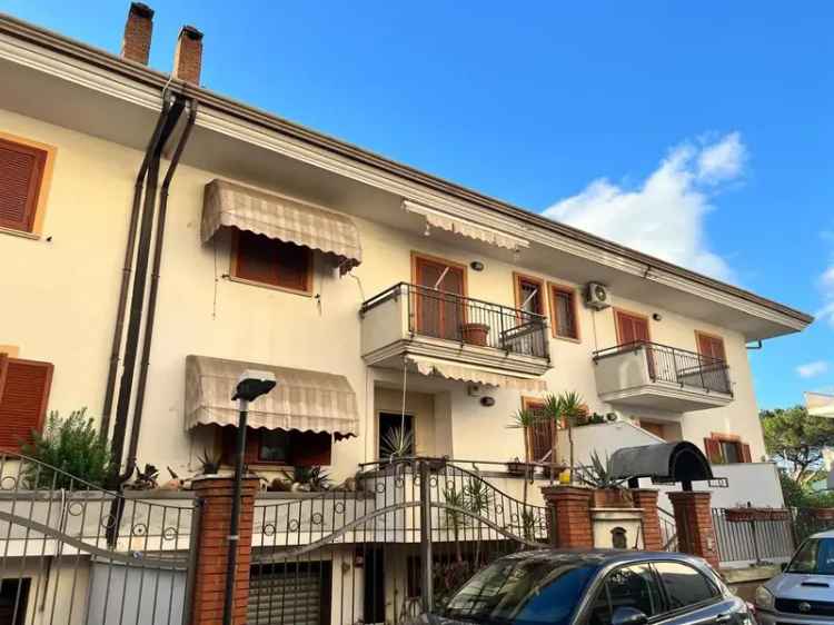 Villa a schiera in Via Filettine , 75, Pagani (SA)