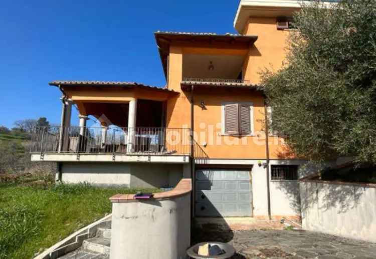 Villa all'asta via Rapagnetta 32, Pescara