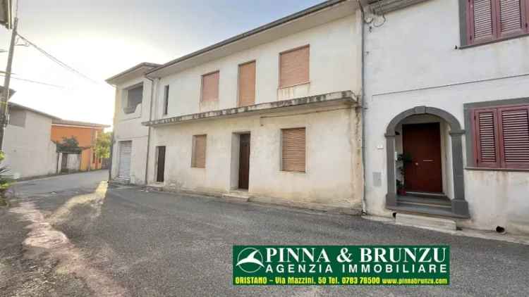 Villa a schiera in Via Napoli 24, Abbasanta, 10 locali, 2 bagni