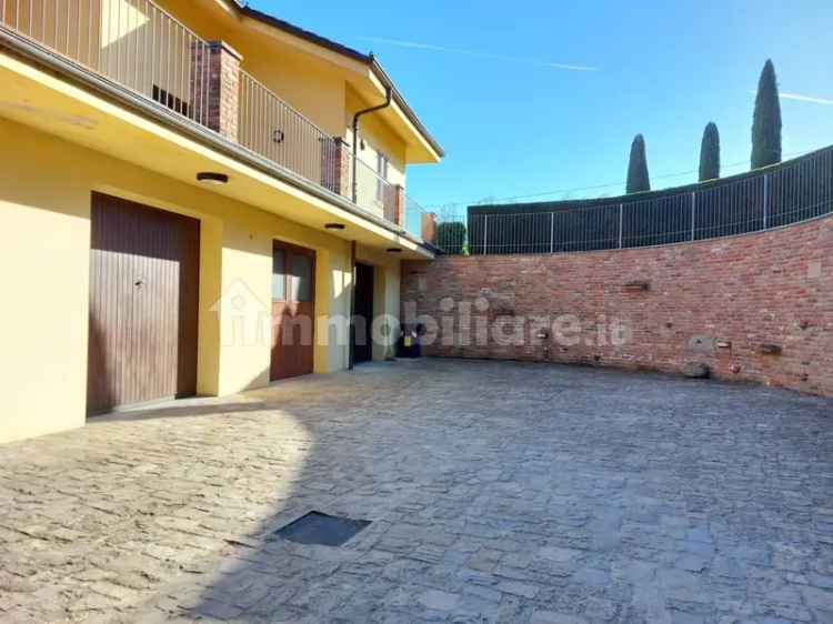 Villa unifamiliare Località Valmanera 75A, Valmanera, Asti