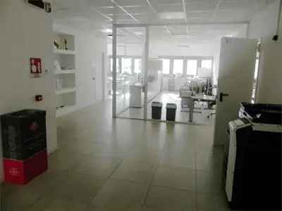 Ufficio in Affitto, 1 Locale, 987 mq, Imola (Zona industriale) - Imola - Case altro Bologna