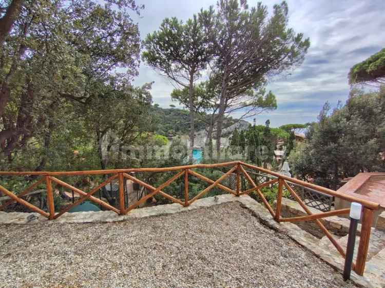 Villa plurifamiliare via della Cala, Porto Santo Stefano, Monte Argentario