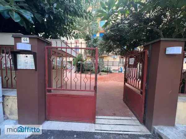 Appartamento In Affitto in Via Giotto, Palermo, Sicilia