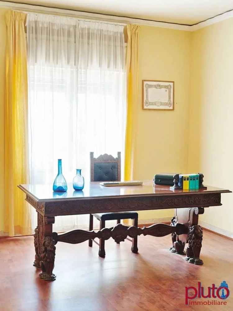 Trilocale viale Regina Margherita 7A, Regina Margherita - Torrente Trapani, Messina