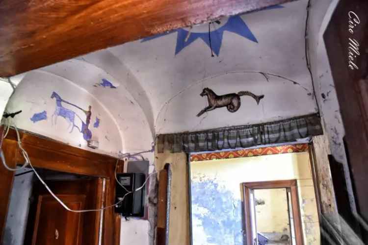 Villa singola in Ciro menotti, Trecase, 20 locali, 1 bagno, posto auto