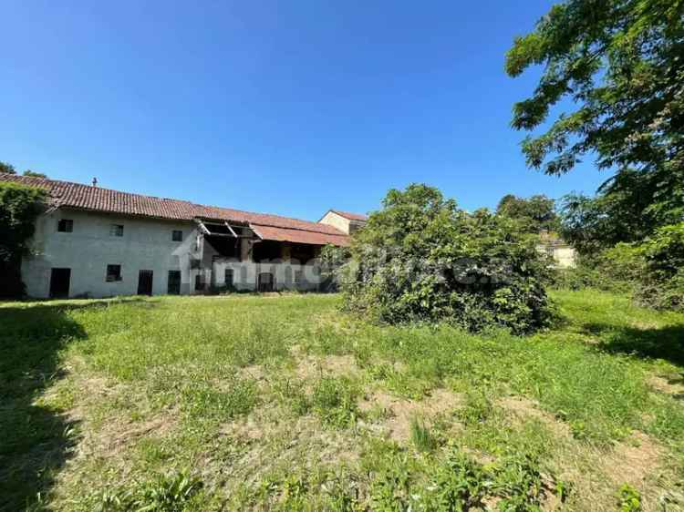 Cascina via Guglielmo Marconi, Pezzana