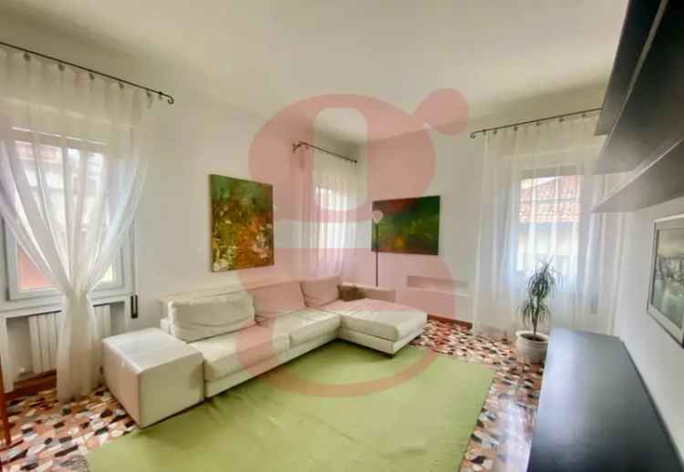 Appartamento in Smirne, Venezia, 5 locali, 1 bagno, arredato, 104 m²