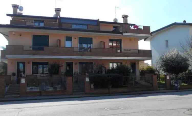 Villa a schiera in Via Bracciano, Selvazzano Dentro, 7 locali, 2 bagni