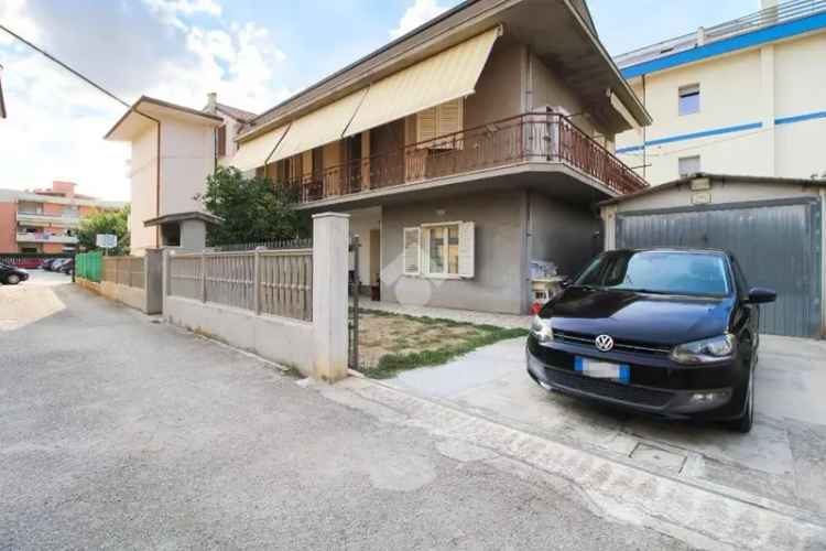 Terratetto unifamiliare via Molise 8, Lungomare Marconi, Alba Adriatica