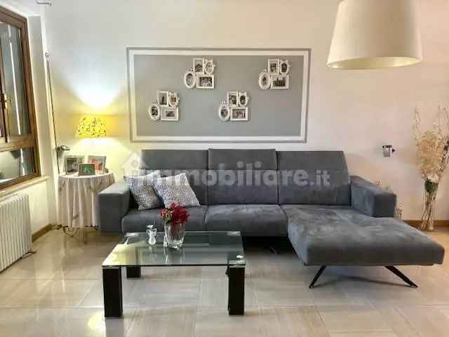 Villa a schiera via Galileo Galilei 43, Centro, Agrate Brianza