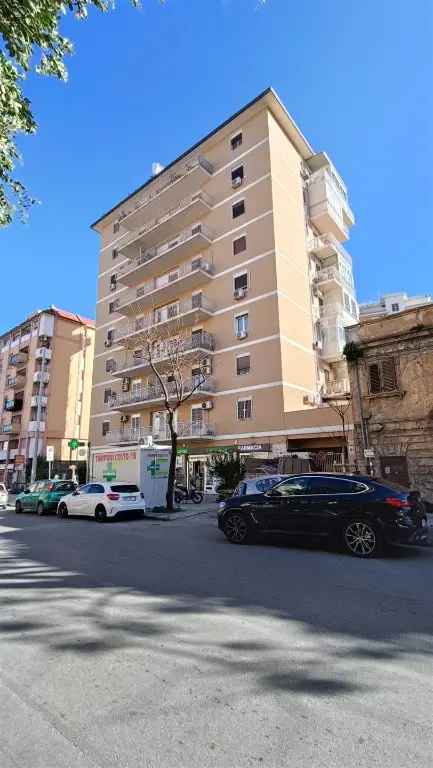 Appartamento in Corso Calatafimi 470, Palermo, 5 locali, 2 bagni