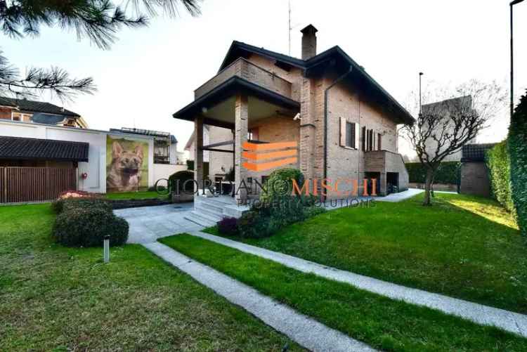 Villa plurifamiliare via Calatafimi 15, San Giuseppe, Monza