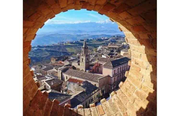 Casa indipendente in vendita a Atri