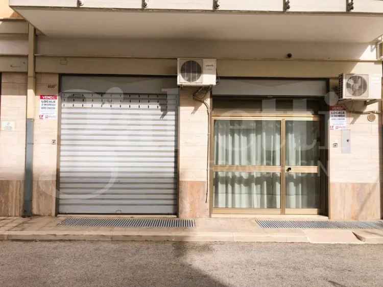 Appartamento in Via Sant'elia, 160, Corato (BA)