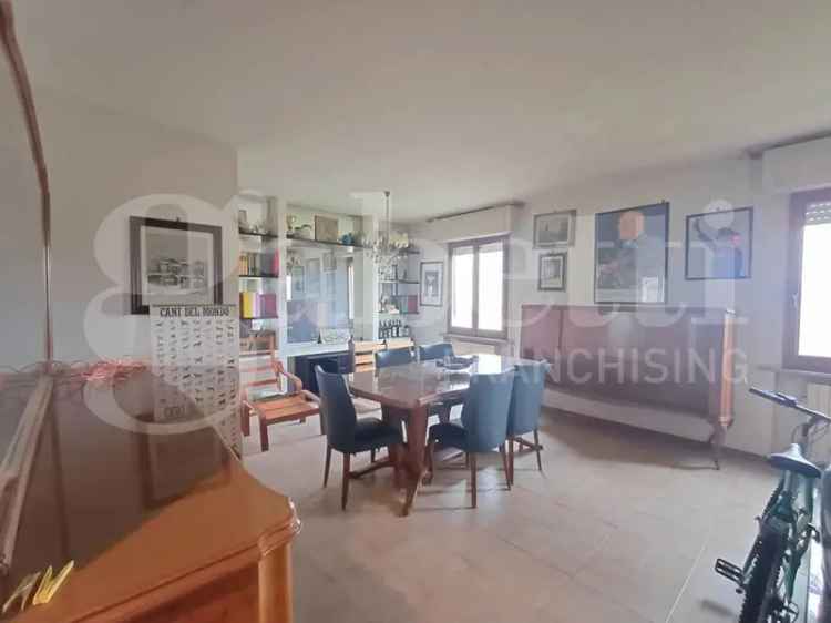 Villa a schiera in Via Tevere, 45, Bastia Umbra (PG)