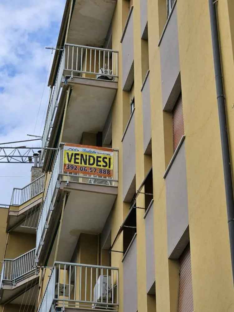 Quadrilocale viale Europa, Centro, Pietra Ligure