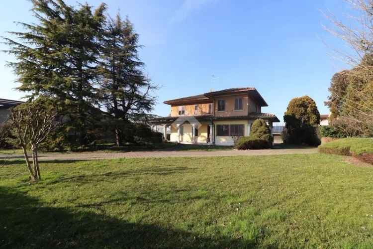 Villa singola in vendita