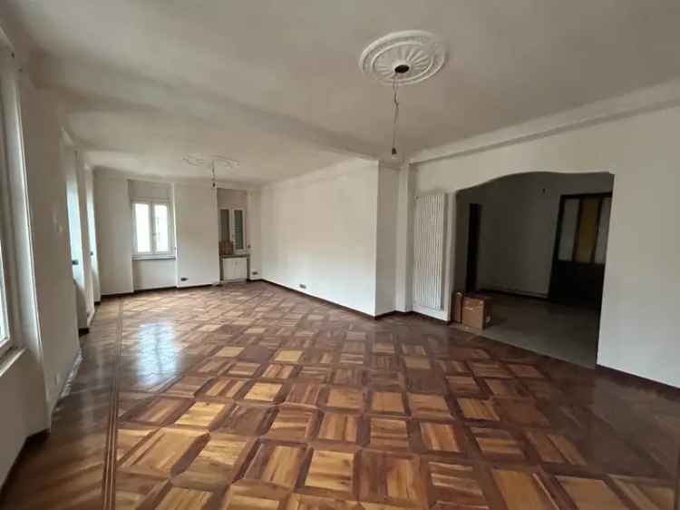 Appartamento in Via vico, Torino, 5 locali, 2 bagni, 160 m², ascensore