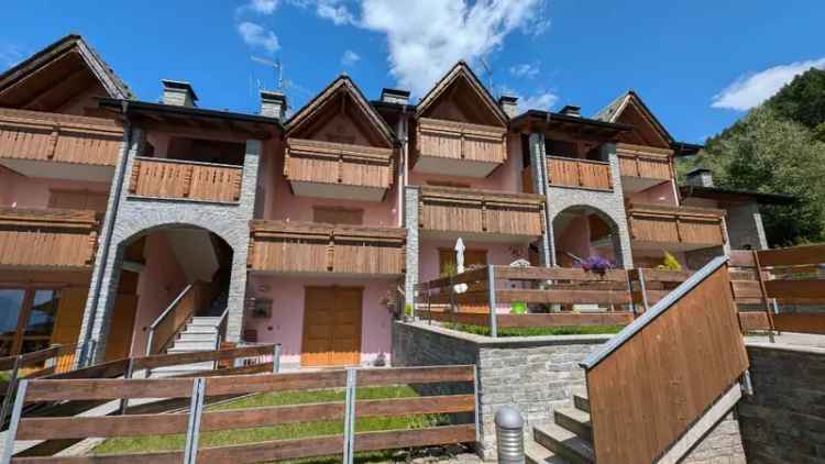 Appartamento in Via Clef 14, Aprica, 5 locali, arredato, camino