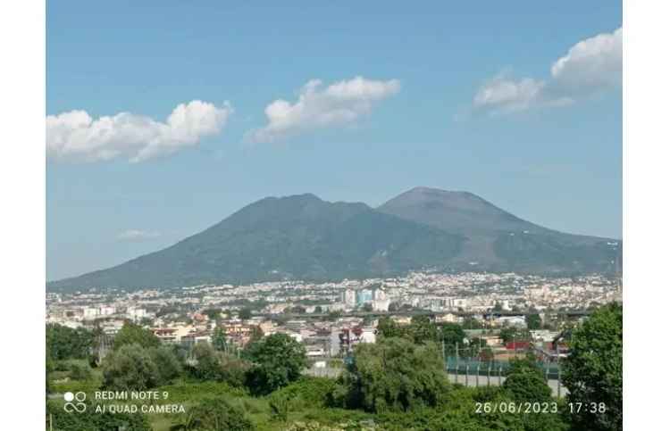 Trilocale in affitto a Napoli, Zona Poggioreale, Via della Stadera 86