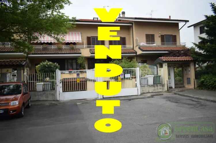 Villa in Via platani, Cologno Monzese, 5 locali, 2 bagni, 260 m²