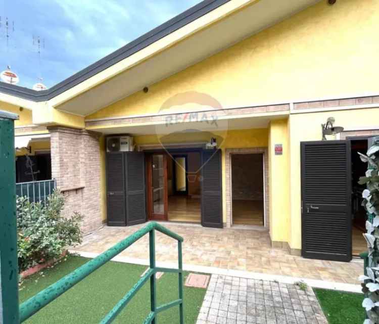 Villa a schiera in Via Del Fosso Scilicino, Roma, 5 locali, 3 bagni