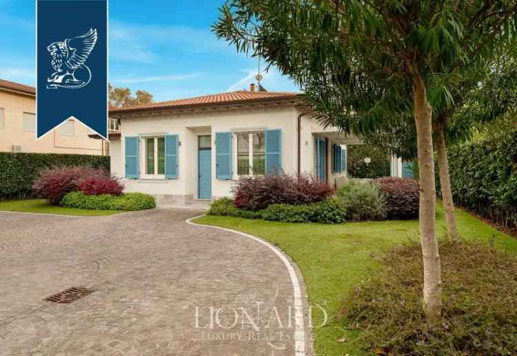 Villa unifamiliare, ottimo stato, 160 m², Centro, Forte dei Marmi