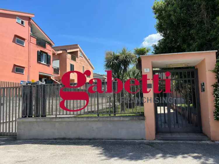 Villa a schiera in Via Coccia, 8, Caserta (CE)